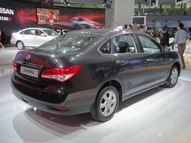 Nissan Almera