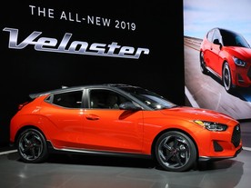 NAIAS 2018 Press Preview 2 Hyundai Veloster 2019