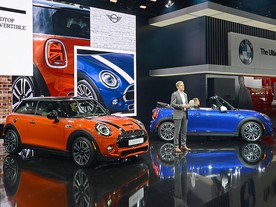 NAIAS 2018 Press Preview 2 Mini MY2018