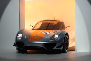 Porsche 918