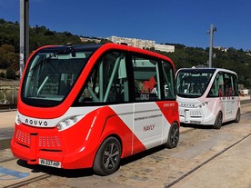 Navya Arma v Lyonu