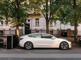 Nimbee a Tesla