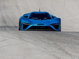 Nio EP9 na okruhu COTA
