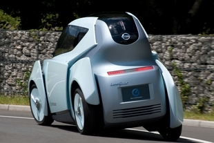 Nissan Land Glider Concept