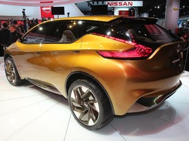 Nissan Resonance Concept