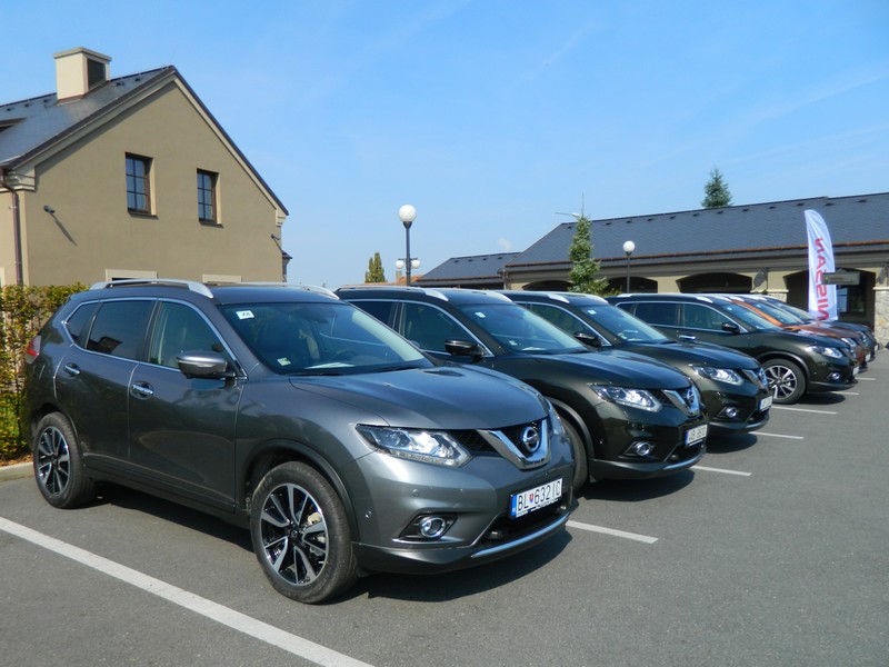 Nissan posiluje své crossovery o X-Trail