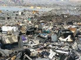 Elektronický odpad z EU většinou končí takto - v Ghaně. Skončí zde i elektromobily?