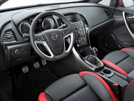 Opel Astra 2012 Bi-turbo