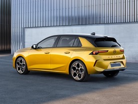Opel Astra Hybrid