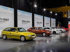 Pět předchozích generací Opelu Astra