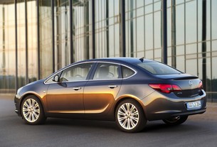 Opel Astra sedan
