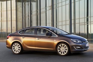 Opel Astra sedan