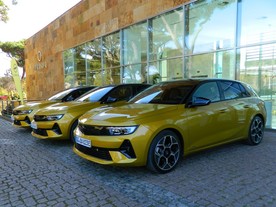 Opel Astra L Hybrid
