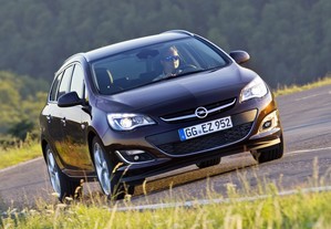 Opel Astra Sports Tourer  MY14