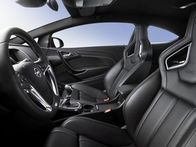 Opel Astra OPC