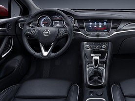 Opel Astra E