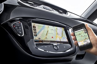 Opel Corsa E - systém IntelliLink