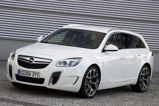 Opel Insignia SportsTourer OPC