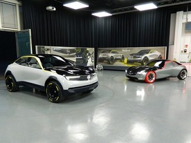 Opel GT X Experimental a  Opel GT Concept z roku 2016