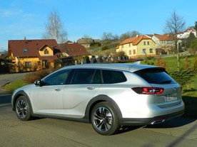 Opel Insignia Country Tourer 