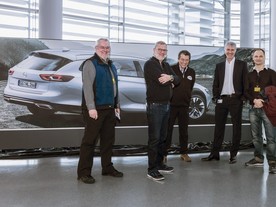 Představení Insignie Country Tourer s šéfdesignérem Markem Adamsem