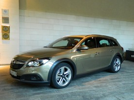 Opel Insignia Country Tourer 