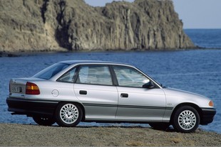 1991 Opel  Astra F Sedan
