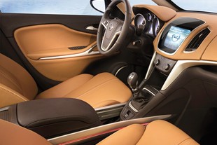 Opel Zafira Tourer Concept