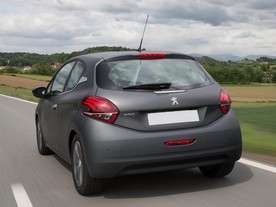 Peugeot 208 v originálním odstínu Ice Grey