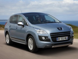 Peugeot 3008 HYbrid4 