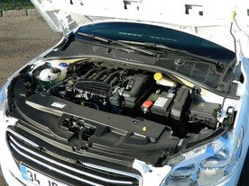 Peugeot 301 motor 1,2 VTi