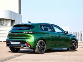 Peugeot 308 Hybrid MY 2021