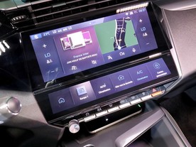 Peugeot 308 Hybrid MY 2021