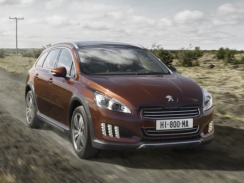 Peugeot 508 RXH - hybridní 4x4