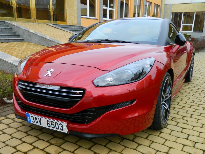 Peugeot RCZ R - špičkové výkony od Peugeotu Sport