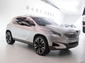 Peugeot Urban Crossover Concept 