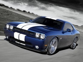 Dodge Challenger SRT8