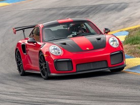 Porsche 911 GT2 RS