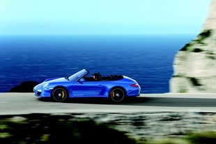 Porsche 911 Carrera 4 GTS