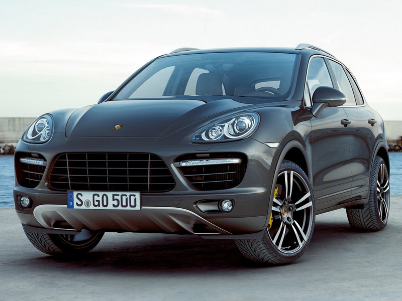 Porsche Cayenne – hrátky s internetem