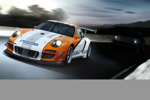 Porsche 911 GT3 R hybrid s tajemným doprovodem