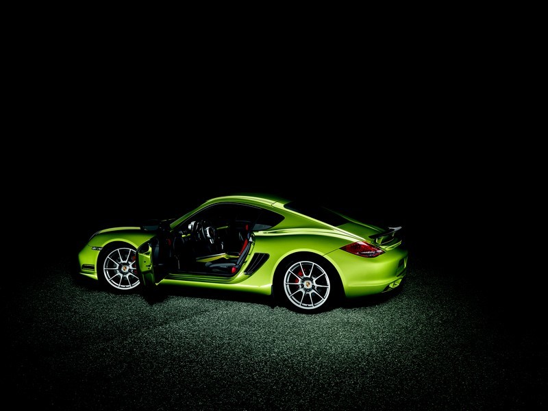 Nové Porsche Cayman R na autosalonu v Los Angeles