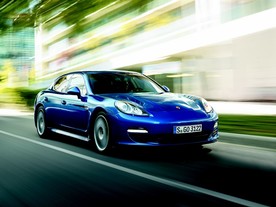autoweek.cz - Porsche Panamera S Hybrid - nejúspornější ve své třídě