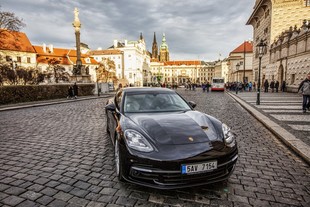 Porsche Panamera 4S Diesel na fotografii Martina Trenklera  