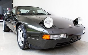Porsche 928