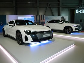 e-Salon 2021: Audi e-tron GT a Audi Q4 e-tron