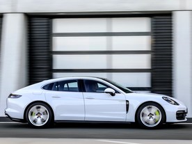 Porsche Panamera 4SE-Hybrid  E-Performance