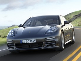 Porsche Panamera 4S