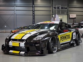 Escape6 Prague Car Festival 2017