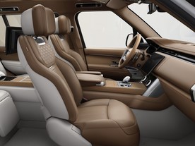 Range Rover 22MY LWB SV Serenity 